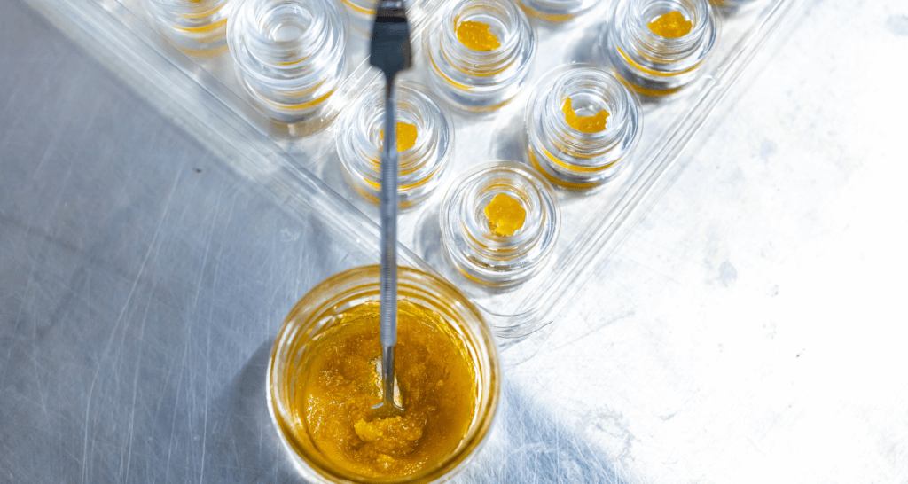 Is Shatter Or Distillate Better